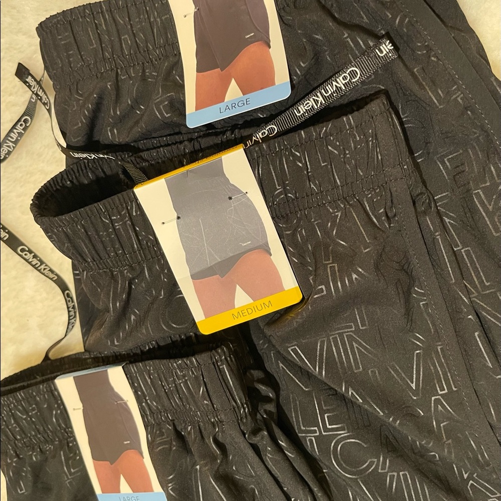 🎁 Calvin Klein Active Shorts NWT - Picture 9 of 11